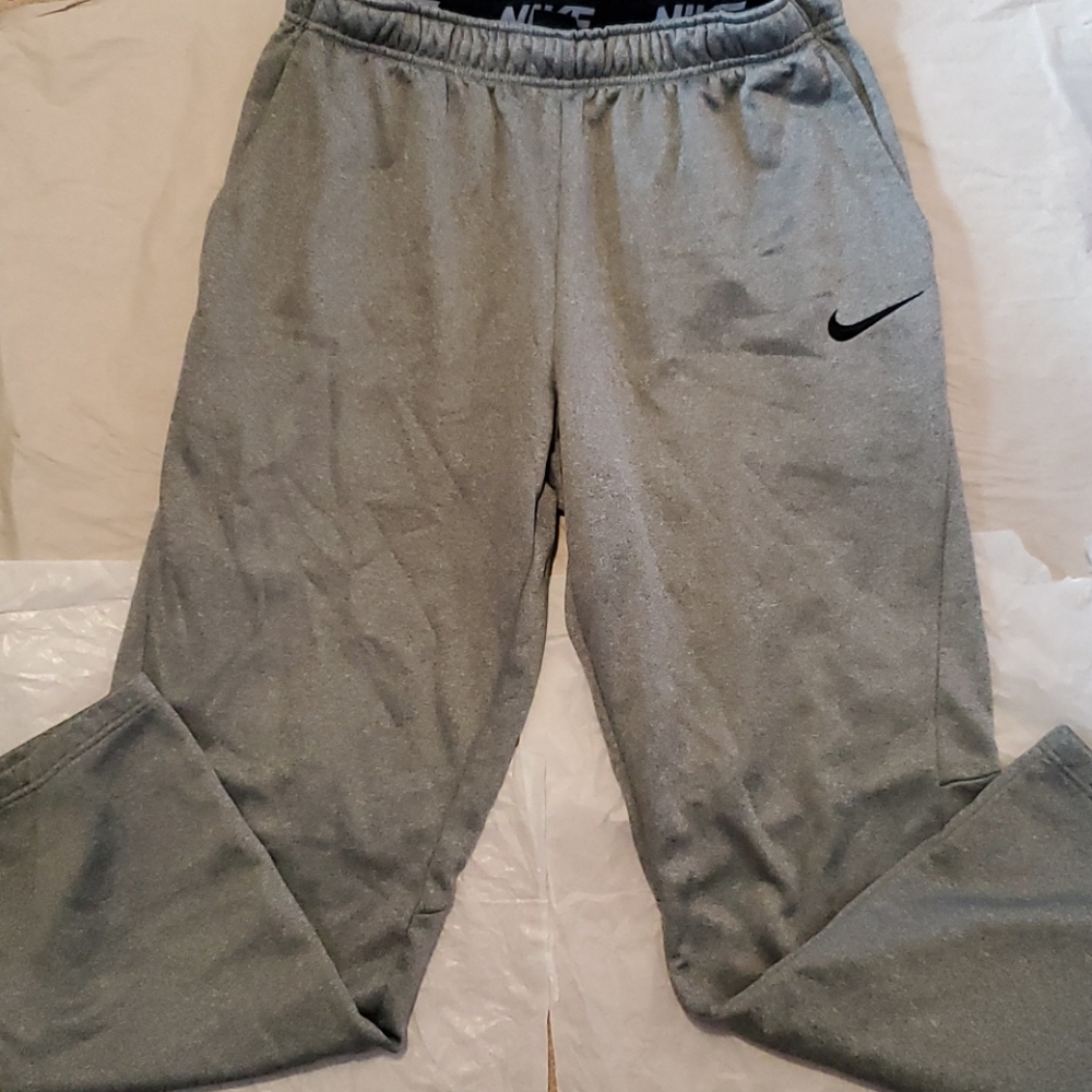 Nike Sweatpants